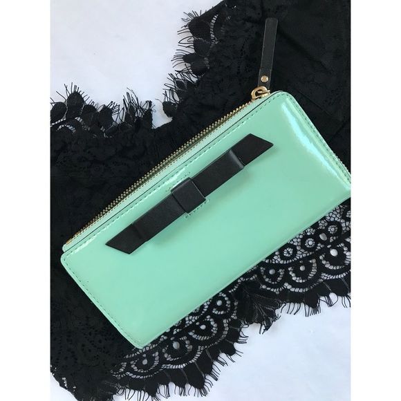 kate spade Handbags - Kate Spade Mara Chelsea Park Wallet